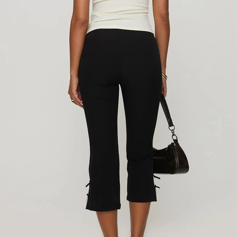 Bow Detail Capri Pants